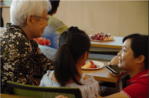 走进福利院，情暖老人心——新利体育供应链公益行